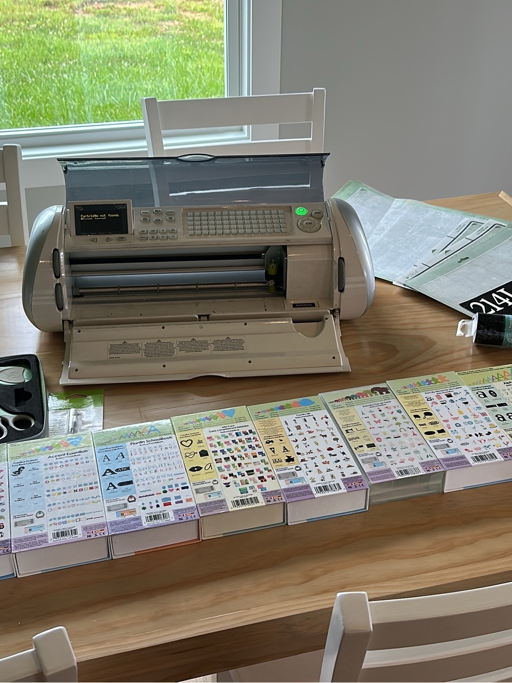 Cricut Electronic Cutting Machine - White